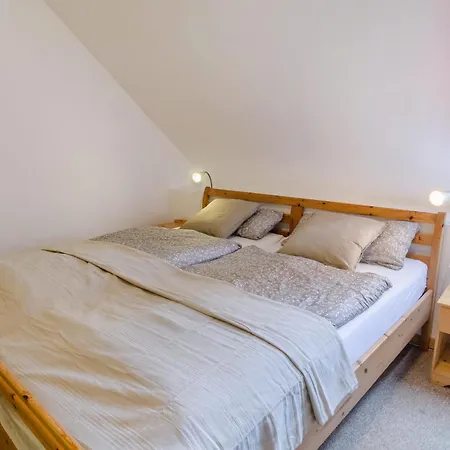 Gulfhof Oldersum Dachgeschoss Apartment *